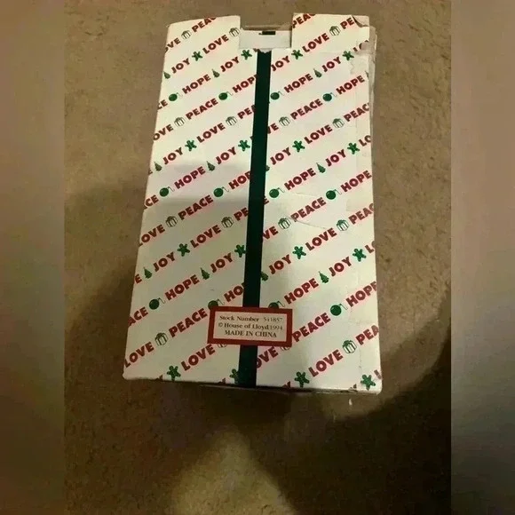 House of Lloyd Christmas Around the World “Floyd Bunny” 1994 - Picture 3 of 13